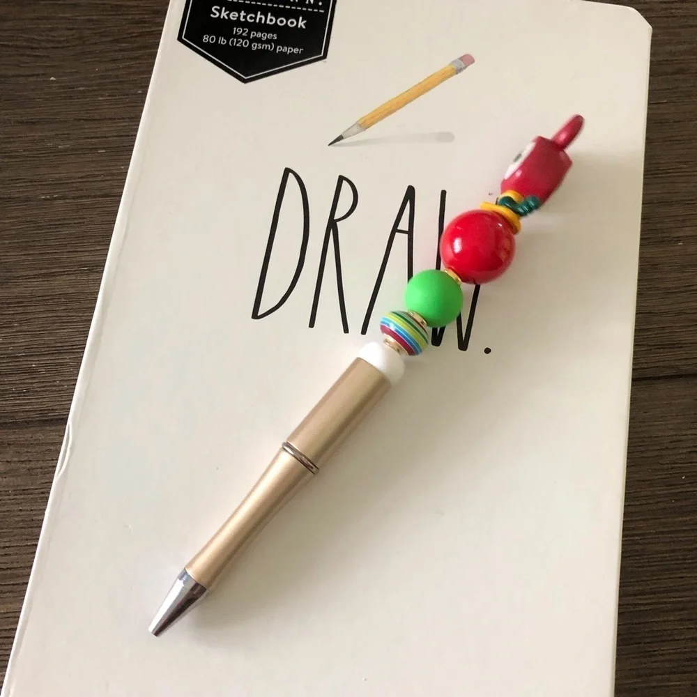 Disney Doorables: Moana: Hei Hei handmade beaded pen